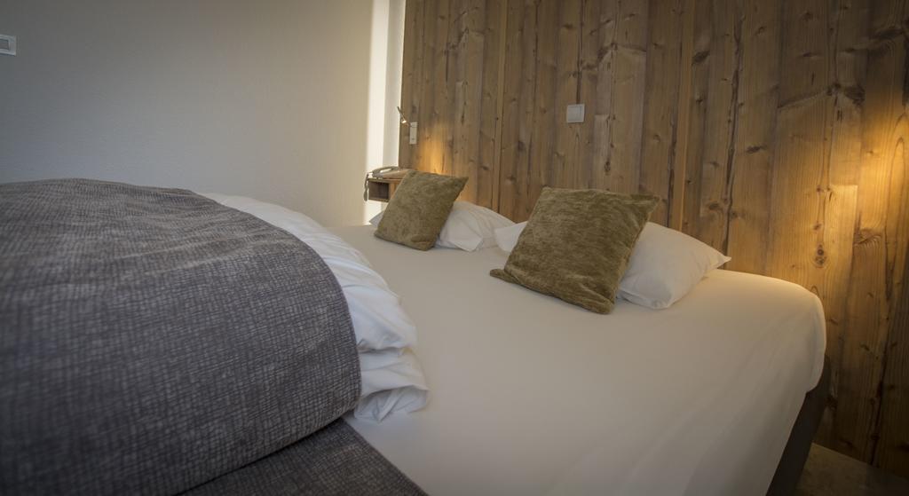 Logis Hotel Des Cepages Arbois Exterior photo